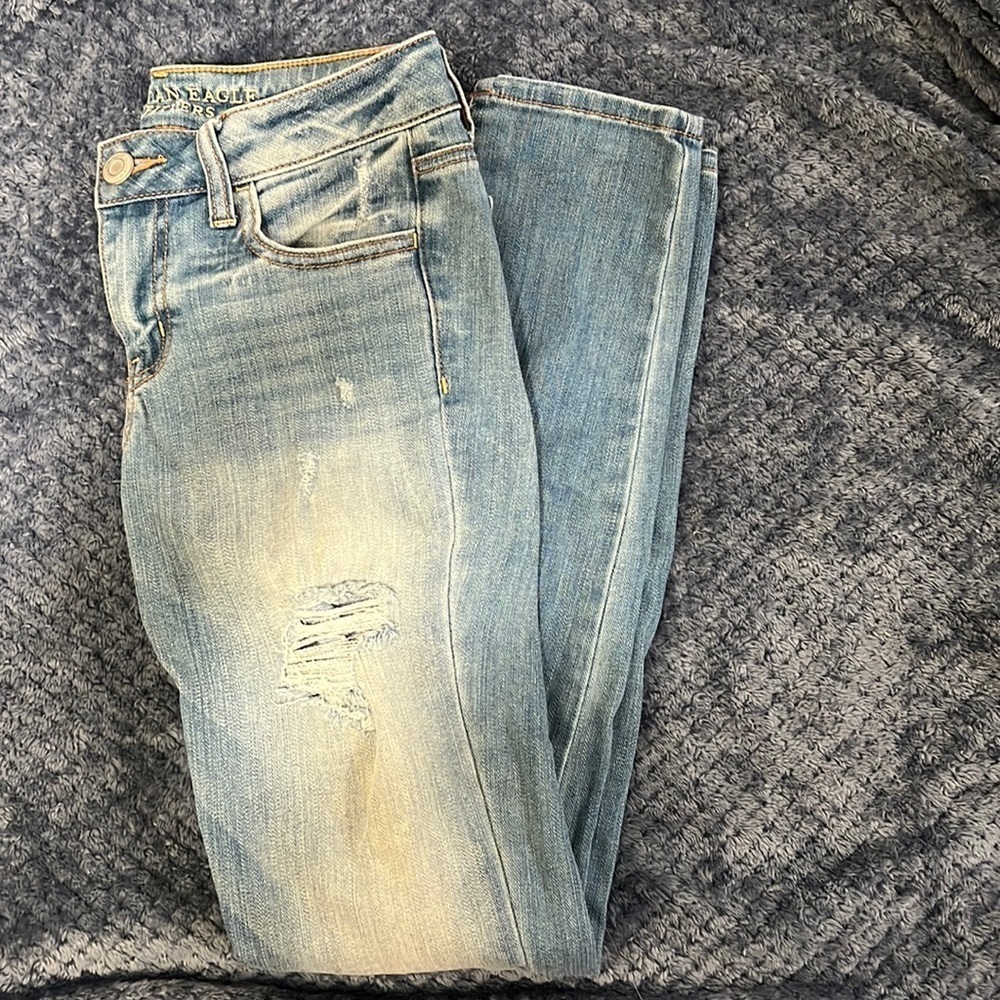 [AEO] NWOT Vintage Destroyed Jeggings